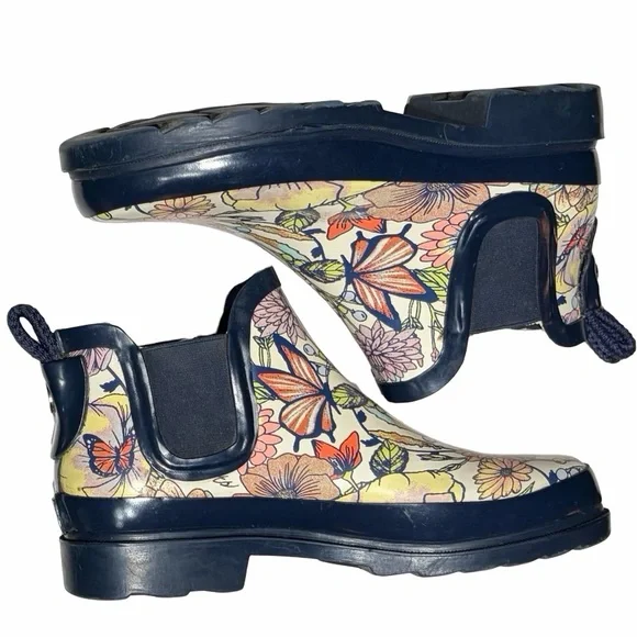Sakroots Women’s Short Rainboots, Colorful Floral Pattern - Picture 5 of 15